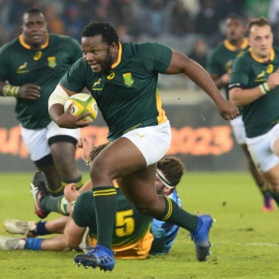 Happy birthday <a href="/oxnche/">Retshegofaditswe Nche</a> 

I hope you gooi some vleis to celebrate! 

#saladsdontwinscrums