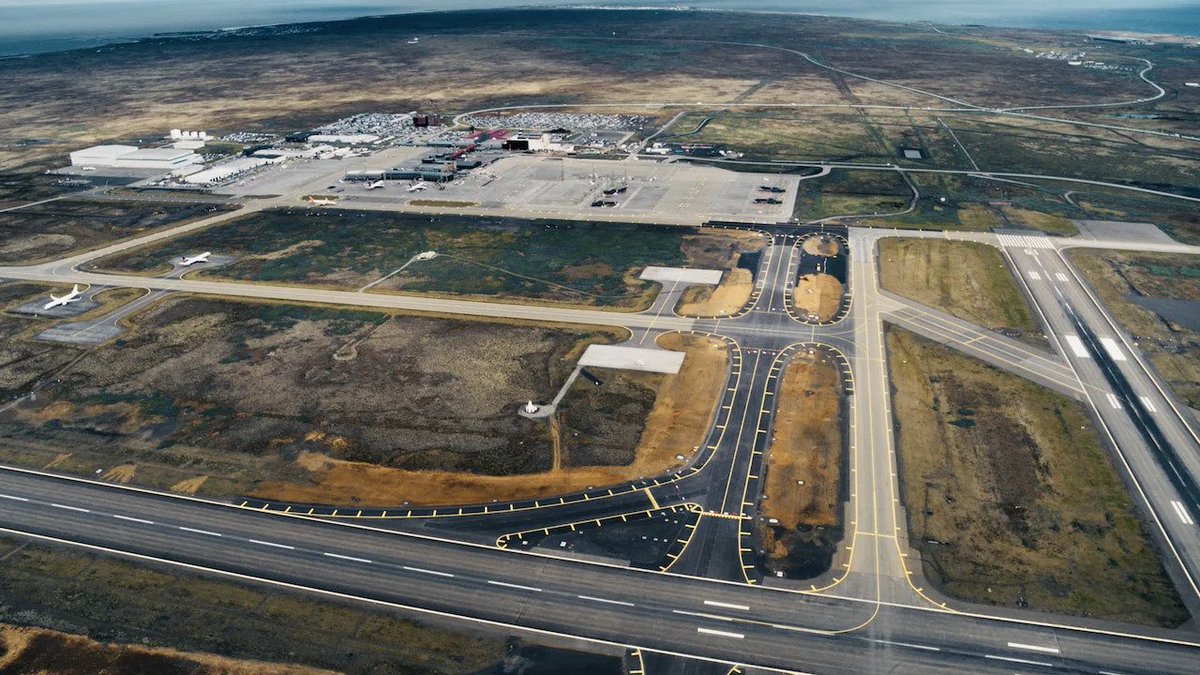 AirportSupplier's tweet photo. A new taxiway opens at Keflavik Airport https://t.co/1sxGokmeqJ @kefairport #KeflavikAirport #Isavia #Airports https://t.co/JSPFL48FL6
