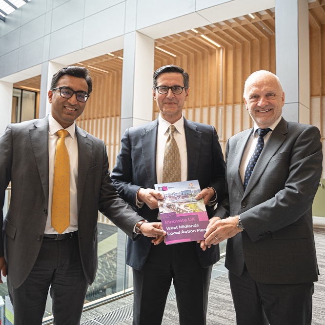The University's Springfield Campus recently hosted the @WestMids_CA and @innovateuk as they announced a new strategic partnership to strengthen innovation in the region. Read more 👉 bit.ly/44Y6Mer