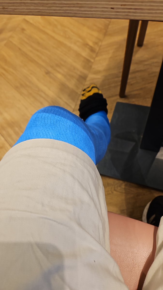 castmanukllc's tweet image. X-ray done, now just waiting for an update on when/if I need my cast changing.
#brokenleg #crutches #tibfib