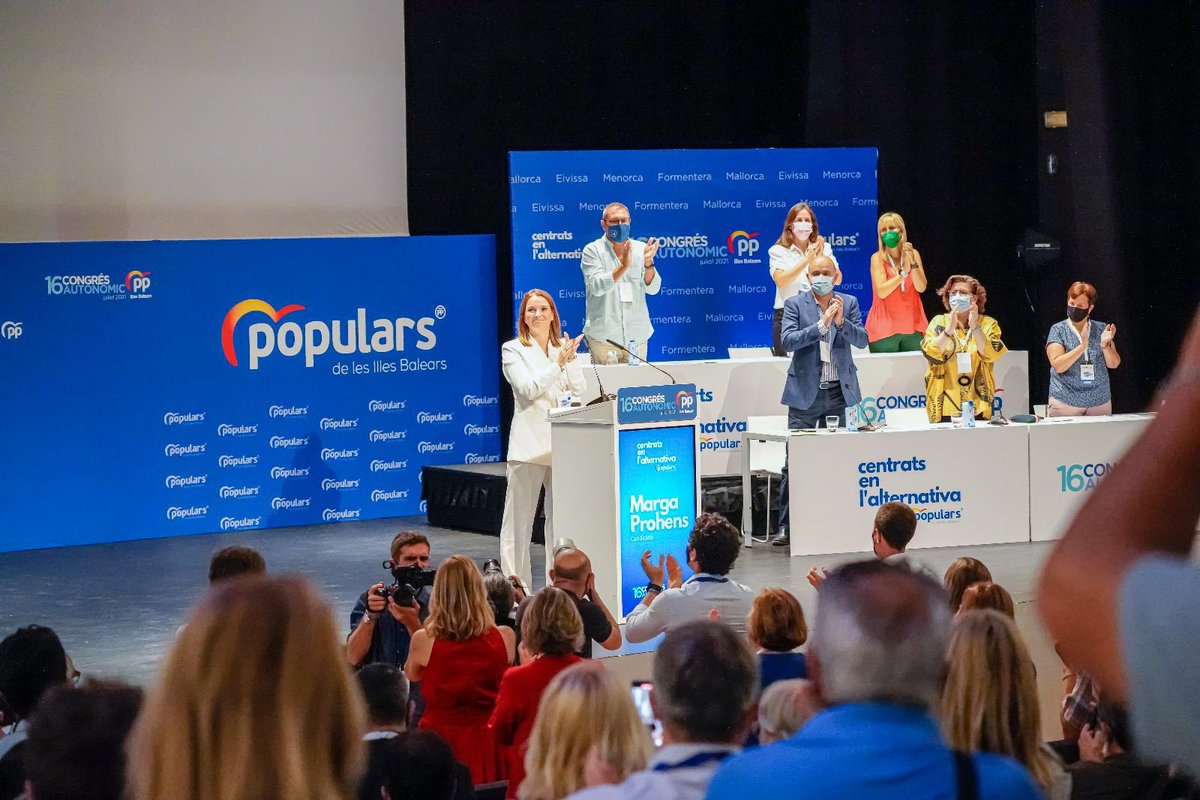 ppbalears's tweet photo. Dos anys des del congrès on vàrem confiar en @MargaProhens com a presidenta del Partit Popular de Balears.

Dos anys des de que començarem tots a fer feina en contruir una alternativa de canvi per als ciutadans.

Dos anys després, el canvi ja és una realitat a les Illes Balears. https://t.co/YerCN9kEay