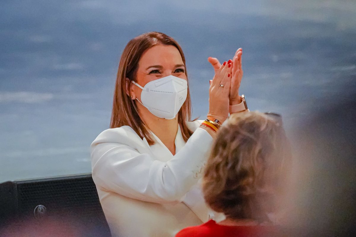 ppbalears's tweet photo. Dos anys des del congrès on vàrem confiar en @MargaProhens com a presidenta del Partit Popular de Balears.

Dos anys des de que començarem tots a fer feina en contruir una alternativa de canvi per als ciutadans.

Dos anys després, el canvi ja és una realitat a les Illes Balears. https://t.co/YerCN9kEay