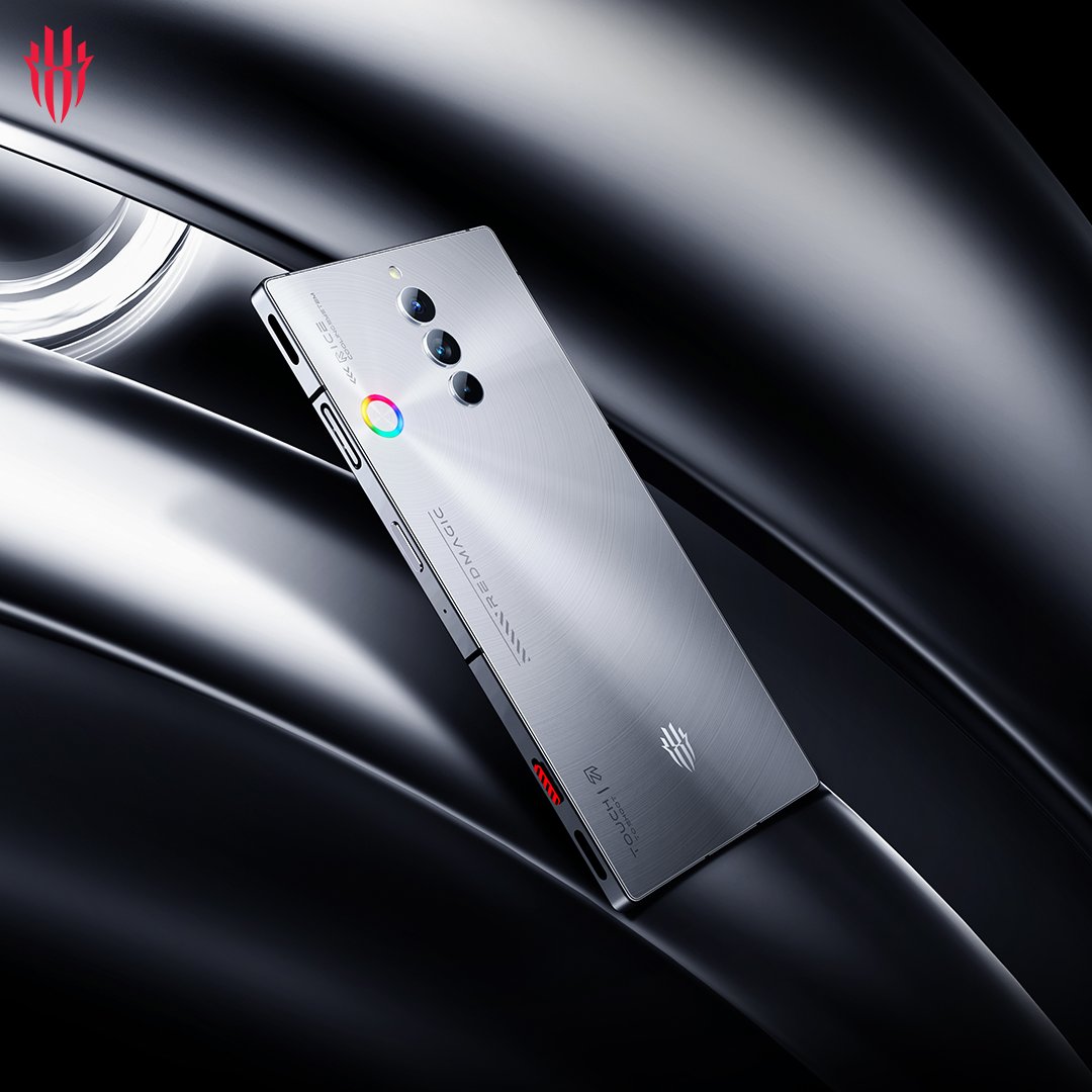 redmagicgaming's tweet image. Which color variant of the #REDMAGIC8SPro do you like the best?