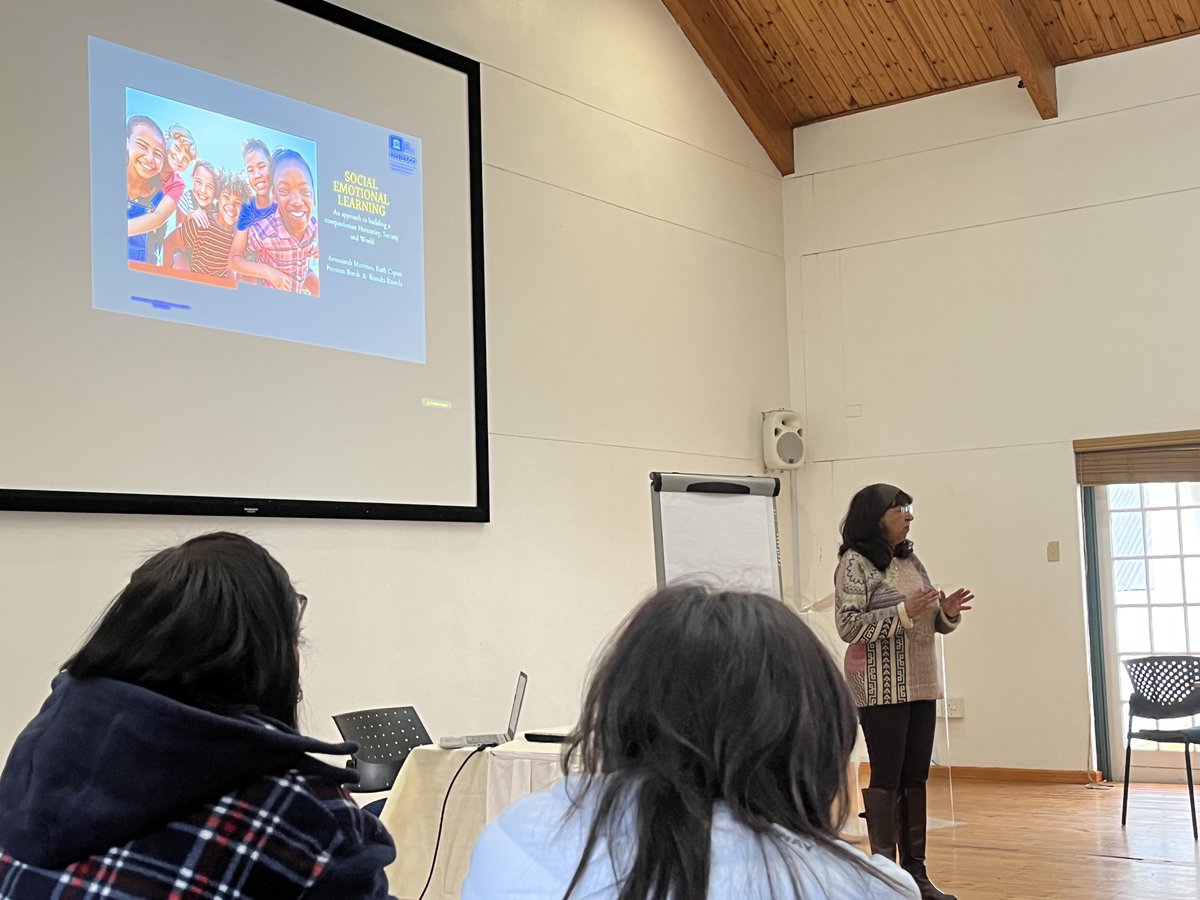 UNESCO_MGIEP's tweet photo. This month we trained 🇿🇦 teachers &amp; youth on #socialemotionallearning &amp; application in the classroom. 

💡Learning how to appreciate and care for yourself is as important as caring for others -you cannot teach others #SEL if you don't practice it too.

📰https://t.co/cpt7I4ZiSQ https://t.co/1qTVnhWTa9