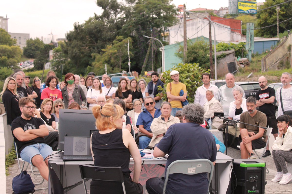 refuxios's tweet photo. ⛵ As Xubias: ponto de fuga, e tamén de encontro. 

🌺 Que marabilla compartir a xornada de onte coa veciñanza e coa xente de Eumedre para recuperar o pasado antifascista aínda vivo deste barrio.

Grazas a @Dionisi51576196 e a todas!

#DíadasMapoulasLibertarias
#OBarrioNonEsquece https://t.co/yibXl4GCp4