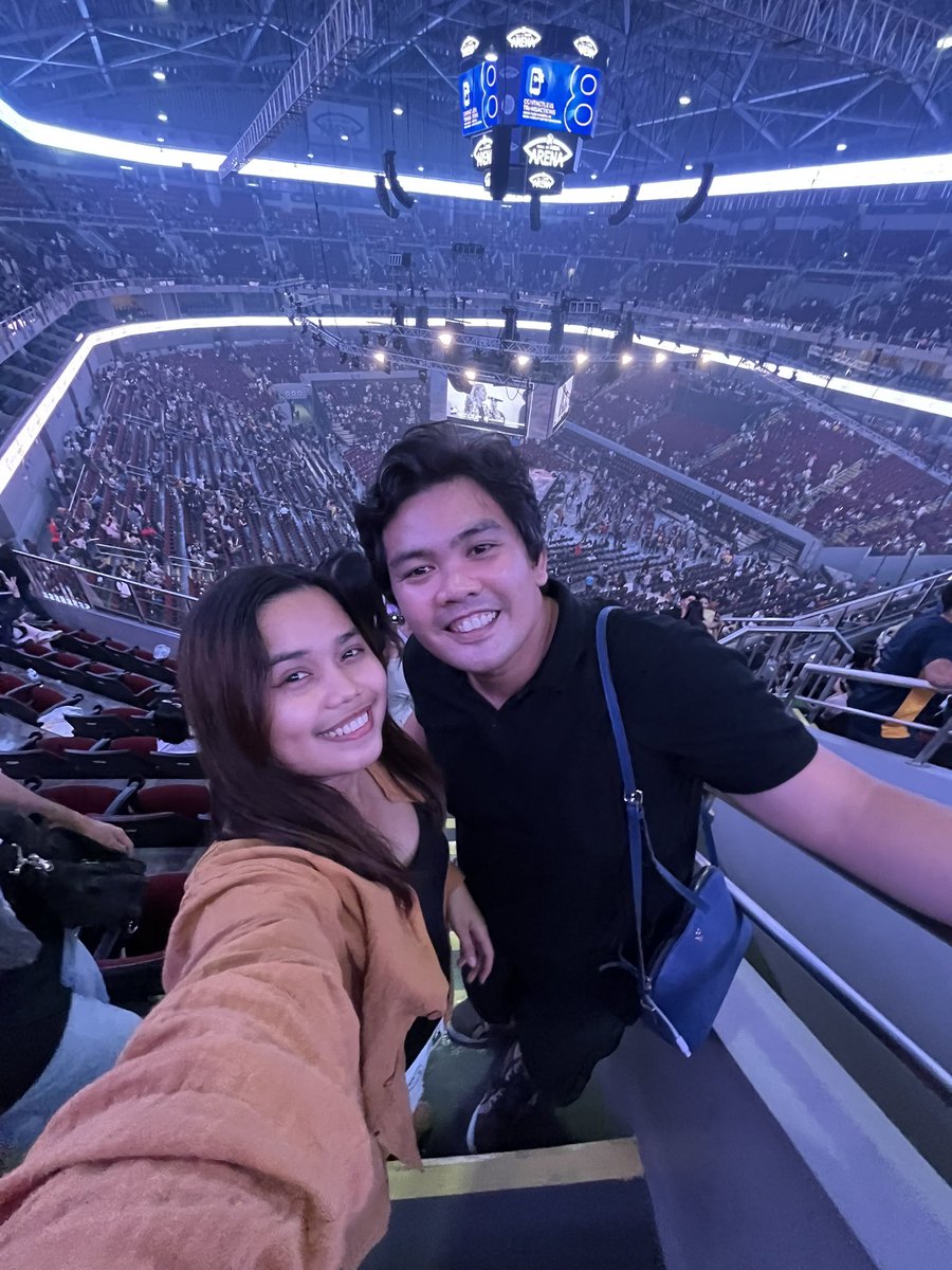 bebebelssss's tweet photo. ✨
#Planetshakers #planetboom https://t.co/G4C8r7jMxm