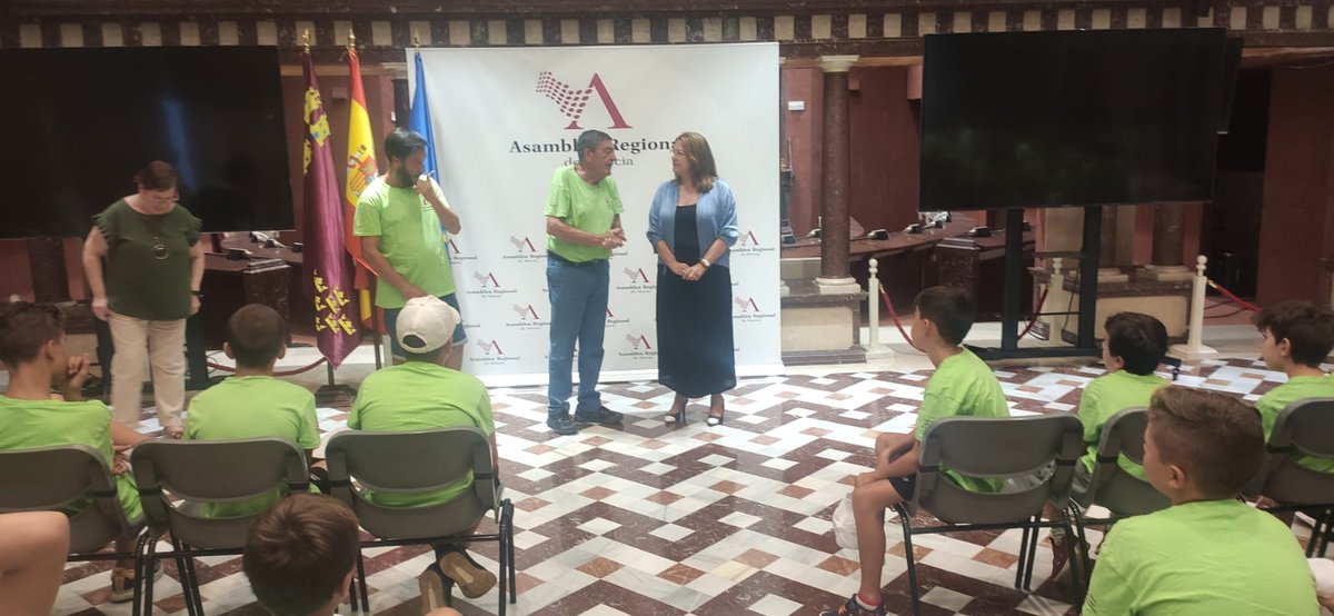hemofiliamur's tweet photo. Esta mañana viajamos a #Cartagena para visitar la @asambleamurcia, donde nos recibe la presidenta Dña. Visitación Martínez. Nos han enseñado el Patio de los Ayuntamientos de la Cámara Parlamentaria y la Sala de las Comarcas.
#hemofilia #hemopeques @AytoCartagenaES https://t.co/pjSqJE1xpo
