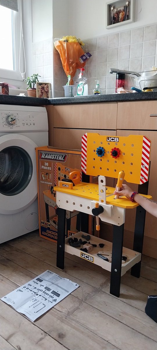 thonrebelbitch's tweet image. @JCBtools so bits missing from and one bolt seemingly too large for the job wood working bench. So many DIY projects to get on with. Mummy needs my  help and expertise #somanyprojects  #savethedayJCB going for a #freddobar to mull this over. Thanks in advance S aged 4.5 ish