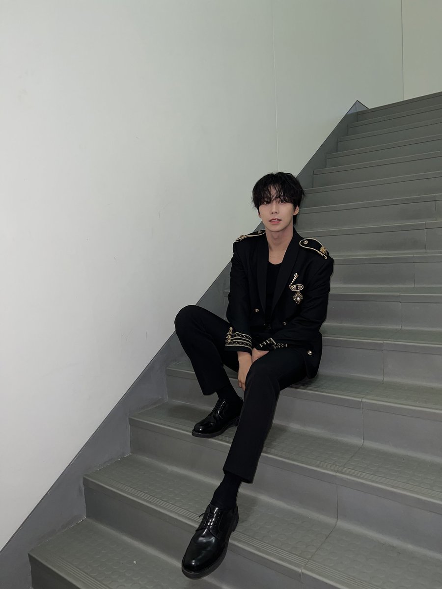 BAE173_member's tweet photo. [#준서]

💨💨(뿡)

#BAE173 #비에이이173
#JUNSEO https://t.co/DnWyE9uRo6