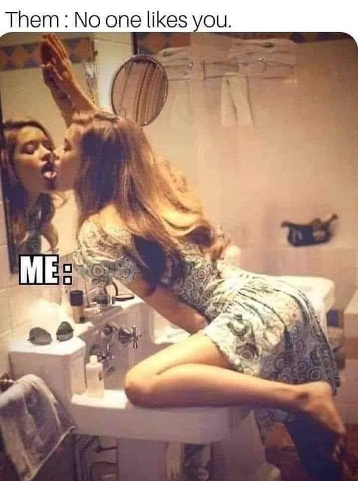 MarilynEBK13's tweet photo. 🎼Ban pre shredded cheese, make America grate again 🎶. 😂 
My #Xeeting joke for the day for my #Xeople and I added a funny #Xpic 😂 

I will most likely #Xeet  more funny haha’s later! I’m enjoying being an #Xeeter sharing #Xeets https://t.co/lu9PncIvkV