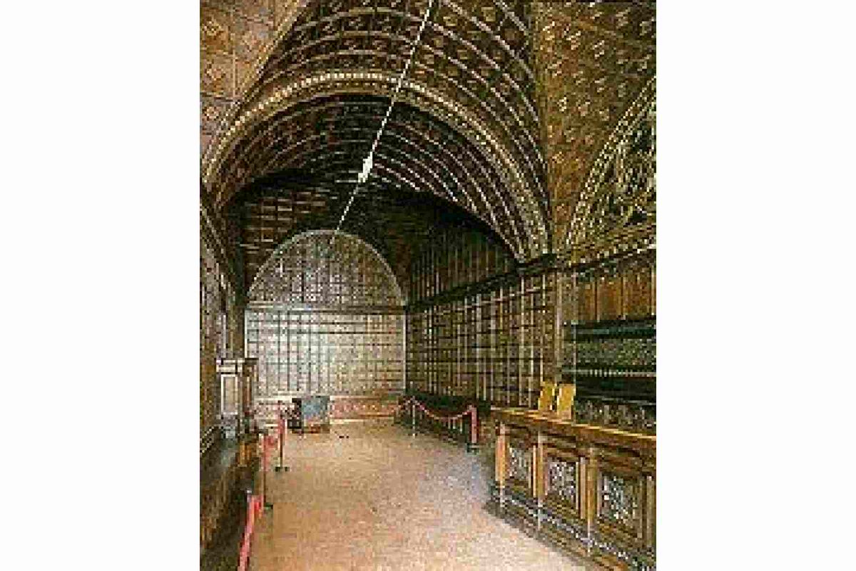 weddings_map's tweet photo. The Collegio della Mercanzia, an artistic jewel of Perugia, is located in the fondachi of Palazzo dei Priori. In order to show off its wealth, the guild preferred the precious wooden decoration... #weddingsmap #weddingplanner #engaged https://t.co/QPMxCiNg4A