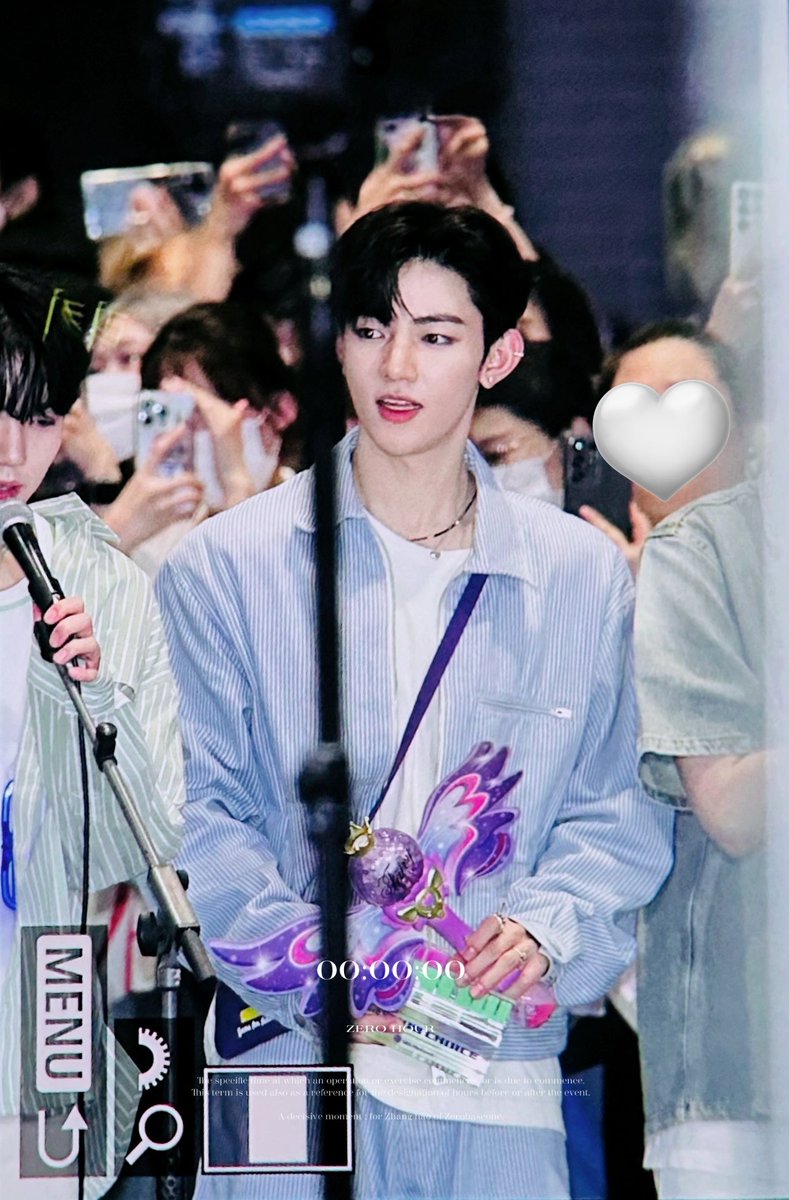 zerohour_zh's tweet photo. 230725 진짜 너무너무 사랑하고 생일 축하해🫶🏻🫶🏻 #장하오 #ZHANGHAO #제로베이스원 #ZEROBASEONE #ZB1 https://t.co/7LladqWsis