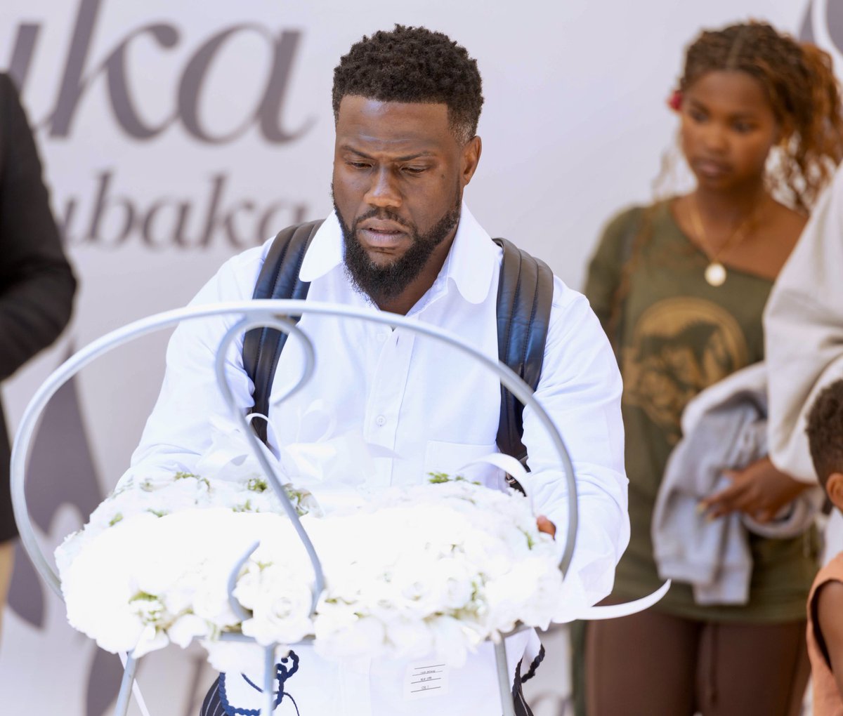On his recent visit, @KevinHart4real paid respects to the victims of Genocide against the Tutsi. #Kwibuka29