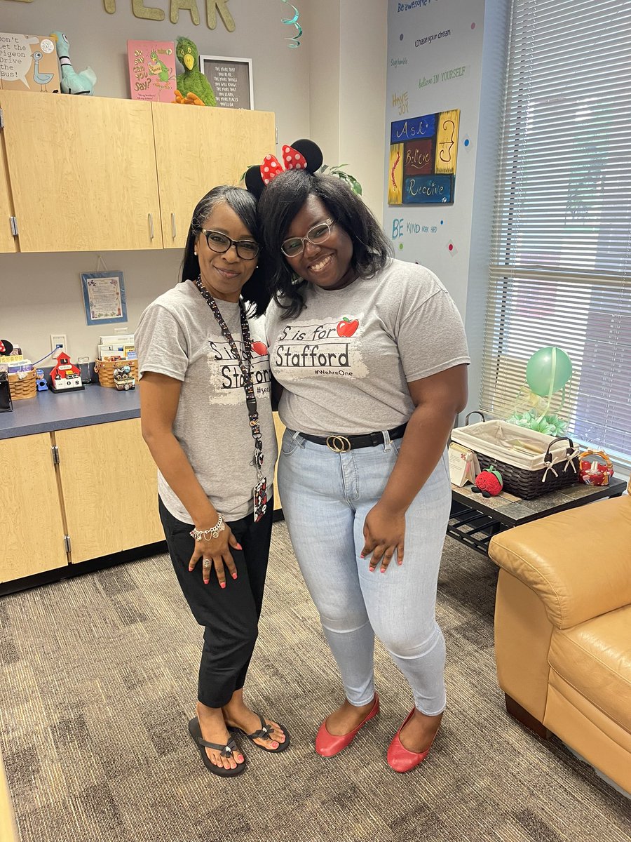 theLITsensei's tweet photo. I am SO excited to share that I will be serving as Campus Instructional Leader as an assistant administrator to @StaffordMSD’s 2022 Principal of Year, Mrs. Twyla Hynes of “thee” @smsdecc!!! ❤️💛
With that being said: Let the #UnstoppableMagic begin! ✨ https://t.co/8O9fAdwvWk