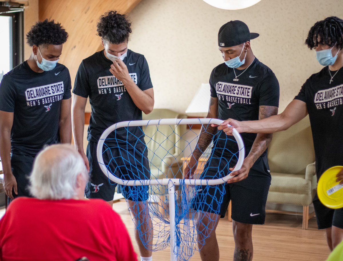 DSUMBB's tweet photo. “We make a living by what we get, but we make a life by what we give.”
#ServiceToOurCommunity https://t.co/lmZVHruLPz