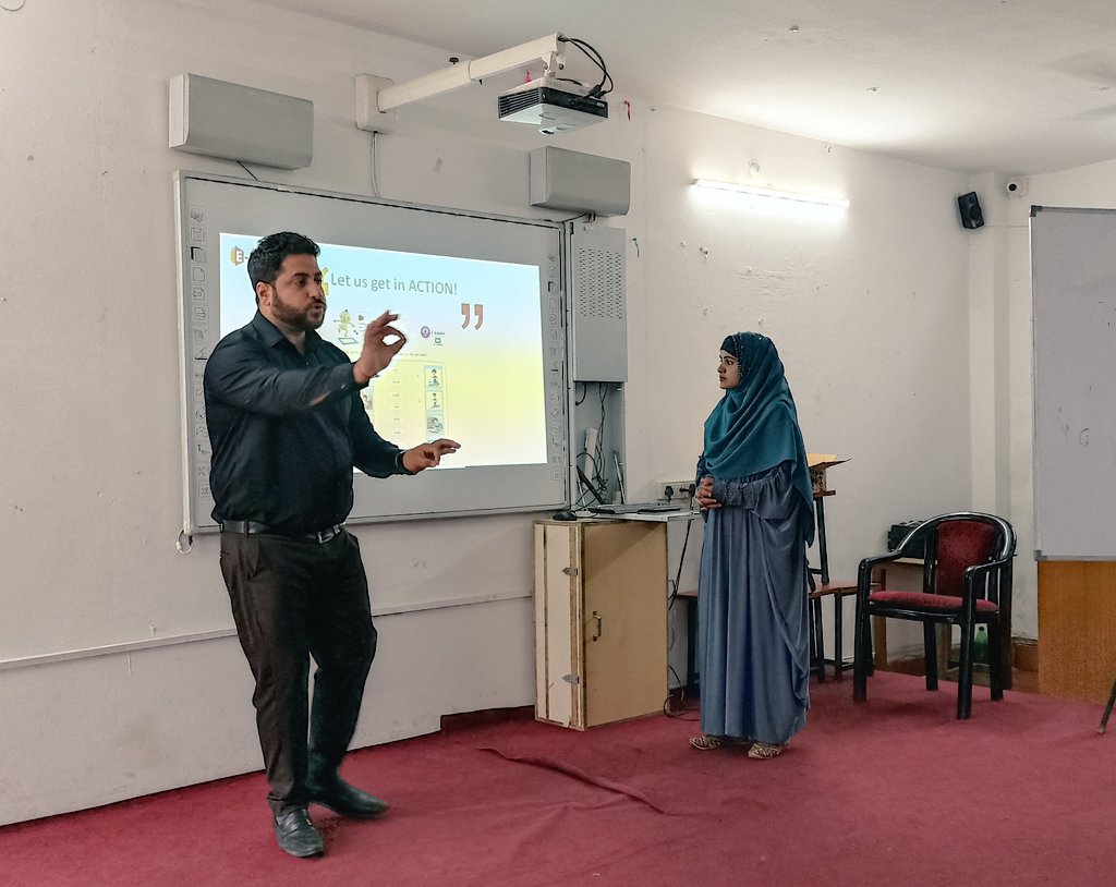 agspotha's tweet photo. AGS Potha in Collaboration with EDAC organised Teacher's Emp. Program and Adoption Visit for the teachers of AGS Potha. Dr. Rohit Koul, Growth Partner felicitated the 2 days session. https://t.co/bN6qXExNEG