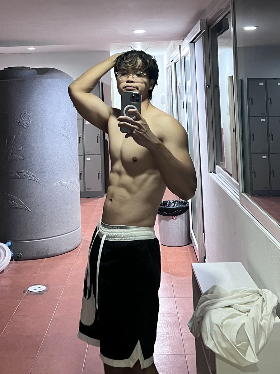 ChatrinTh's tweet image. หัวเหนียว