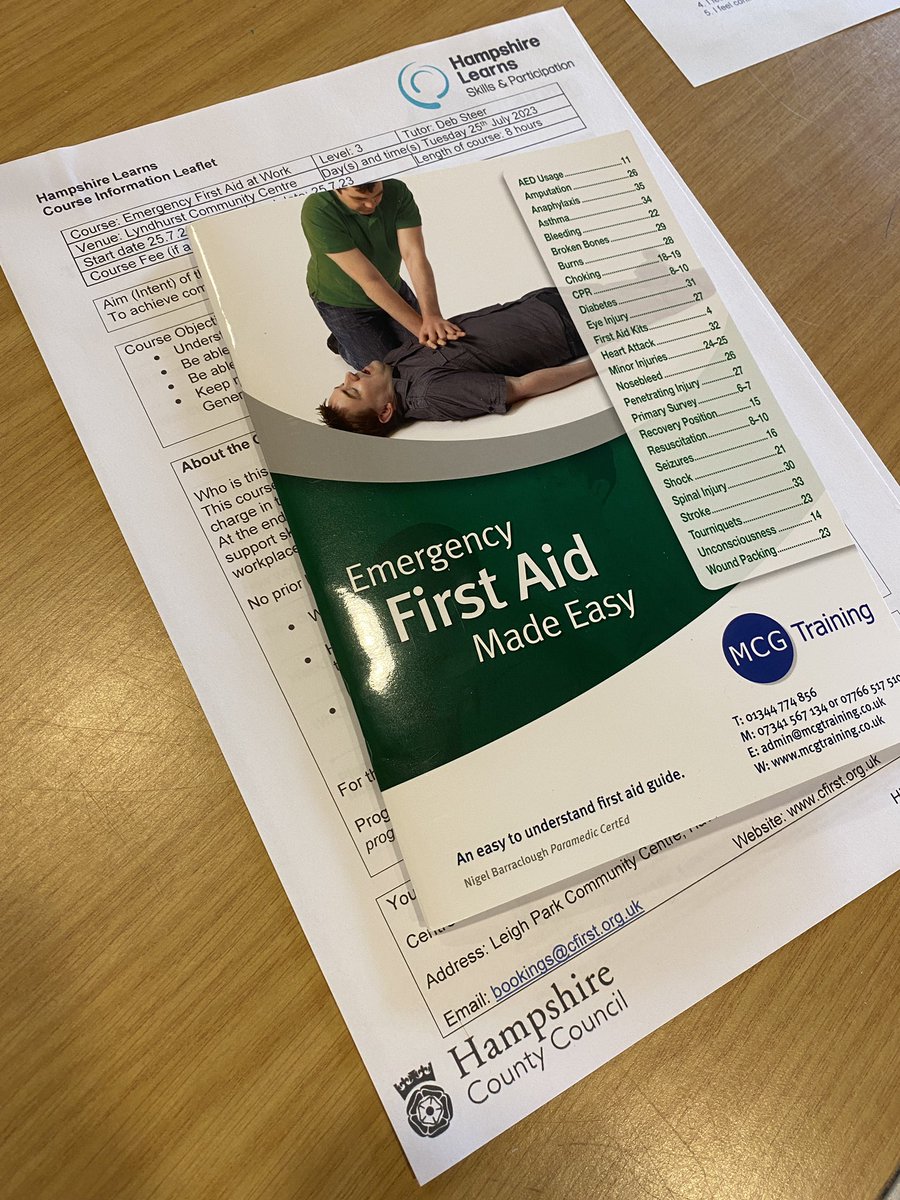 First aid training day for @PortsmouthDSA with #volunteers from the events team #SafetyFirst with thanks to Community First Fareham