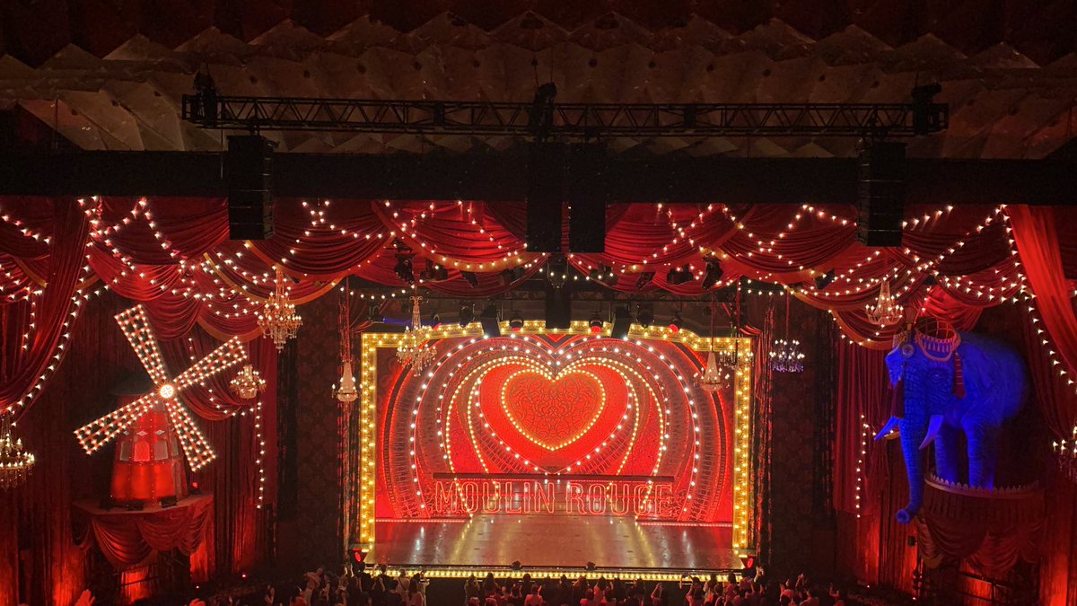 KayoGreenLove's tweet photo. はぁ…
昼の公演も夜の公演も泣いた！！
3回目4回目だろうと泣ける！！
さ！名古屋に帰ります！！
8/15.16にまた来るよー🎶 https://t.co/uYH0S0Dw9N