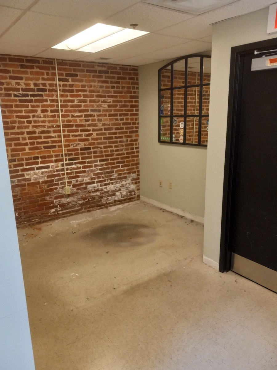 The J.D. Brown Center is getting a fresh new look! We're excited to be able to offer an updated space for our students, partners, and community members. Before: