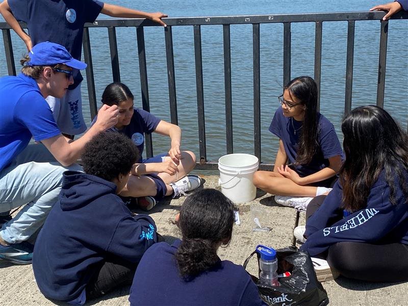 OurWaterfront's tweet photo. Over Oct. 2022 to May 2023, we hosted our #EstuaryExplorers program for 6th-graders at Washington Heights Expeditionary Learning School, thanks to Council Member @CnDelarosa! Labs were at Dyckman Marina’s waterfront &amp; lessons from our climate-ed toolkit: https://t.co/rkbjVJLTOJ https://t.co/VuO77lUnPX