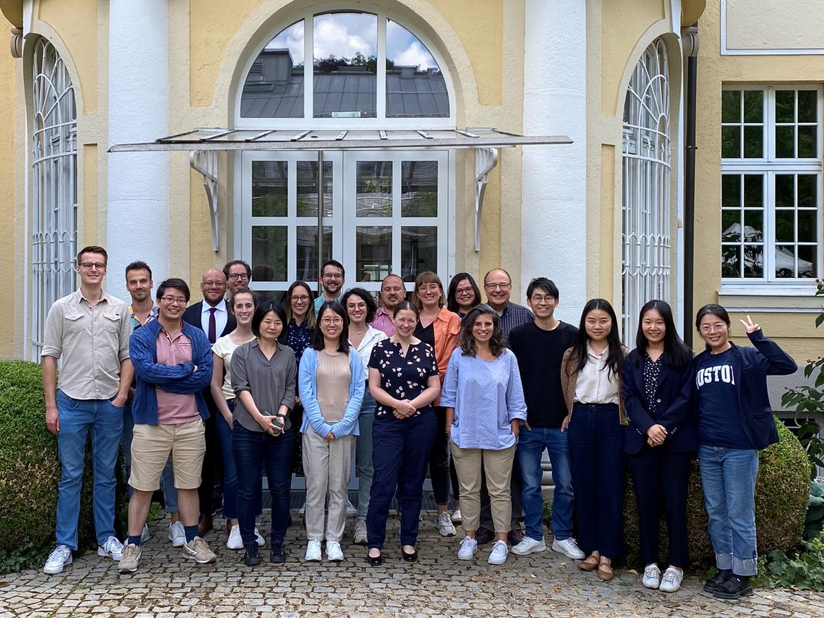 CarstenEckel's tweet photo. Thank you for visiting our Munich Trade Group @ECONMunich @ifo_Institut: #JFIT fellows @Dan_QMUL, @julian_schaerer, @XiaomeiSuiEcon, @zhang_yipei, @GusMicrotoMacro and #CES visitors Barth Bonadio, @m_bombardini, @FedericoHuneeus. What a fantastic and inspiring summer term! https://t.co/6RZmkoomsn