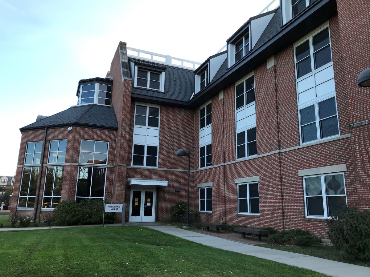 AdelphiU's tweet image. We are only 30 days away from New Student Move-In Day! We can’t wait to welcome the Class of 2027 to campus on August 24. Which of our seven residence halls will you be calling your home away from home? bit.ly/3OnpruJ #AdelphiLife #MyAdelphi