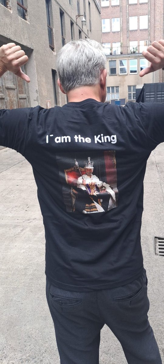 Danke an alle die sich um meinen beginnenden Gedächtnisverlust gesorgt haben !!! Lange nicht mehr so gelacht 🤣🥰🤣🥰
Liebe geht raus !!!