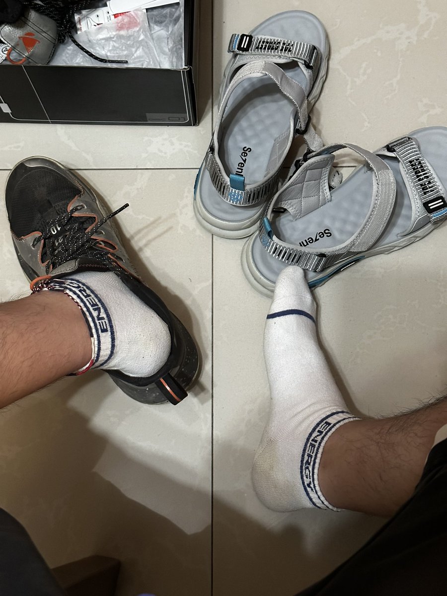 RLilLava's tweet photo. 一些白袜和鞋鞋🥵🥵🥵 https://t.co/14EDo3dQ0b
