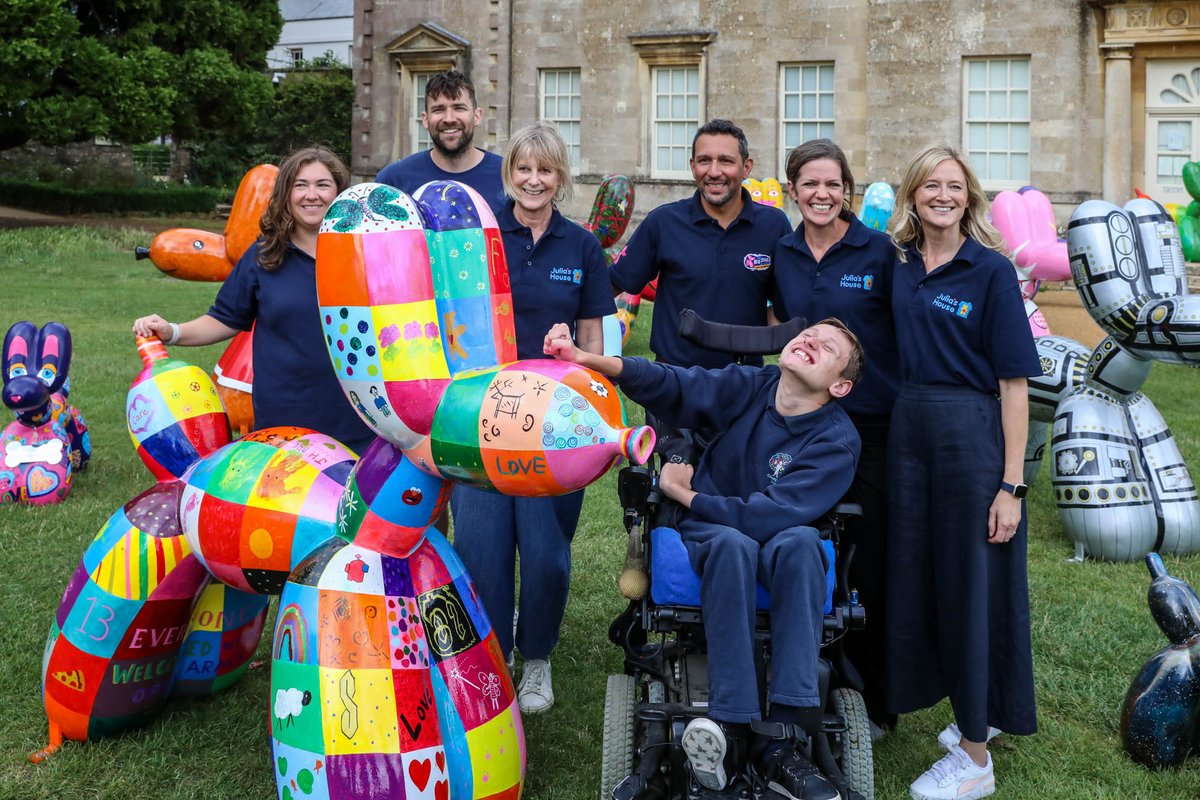 Project Manager Chris Hyde will put one paw in front of the other tomorrow as he embarks on the challenge to run between all 72 sculptures.

📍 North Swindon Library
📅 Wednesday, 26 July
⏰ 8:30am - midday
🐾 26km

Support him here -  justgiving.com/page/chris-hyd…