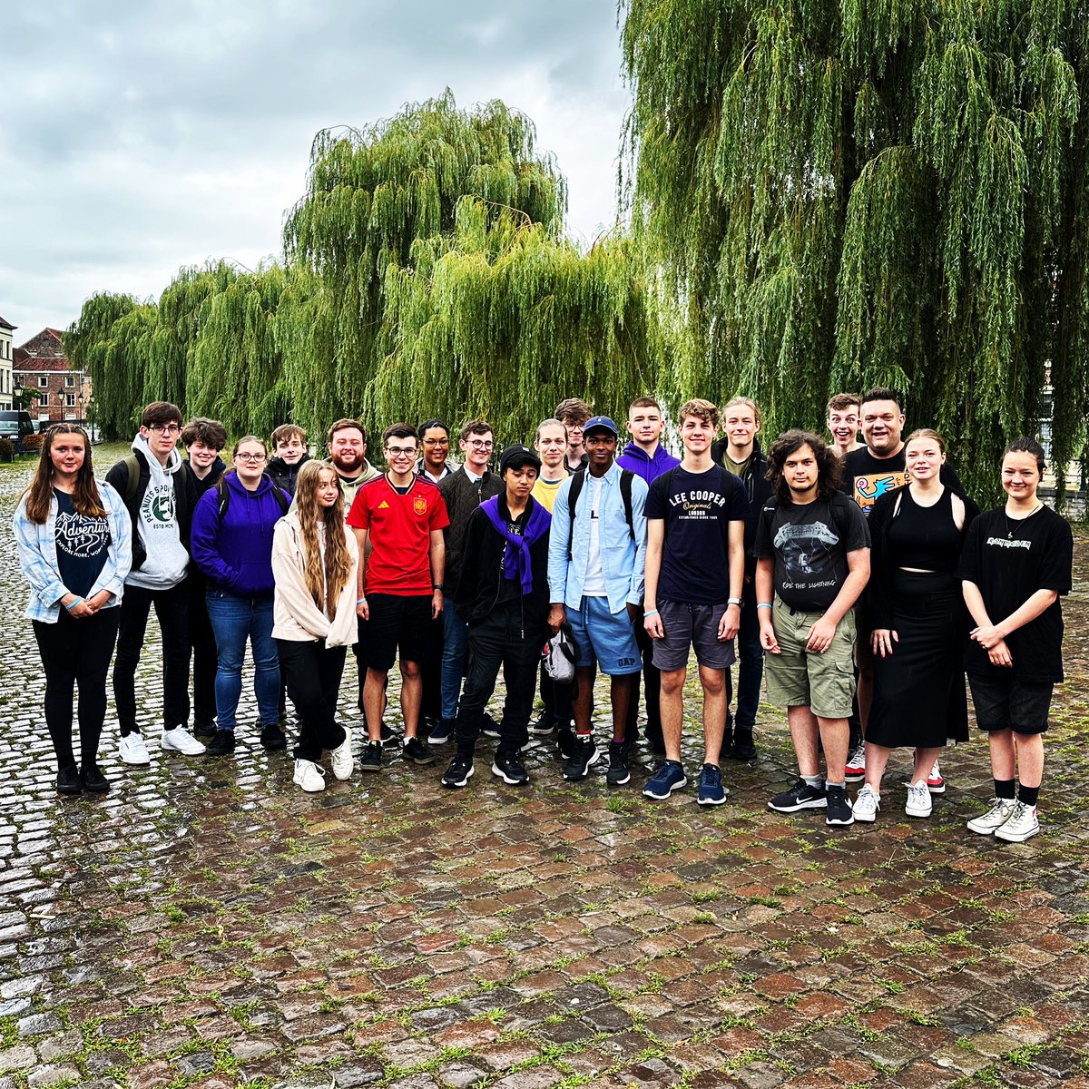 LutonYouthFunk's tweet photo. Belgium 2023 🇧🇪 

Rock Band with the awesome Billy 🎤

Cantores with the brilliant Julia, Nick and  Kerry 🎶 

Luton Youth Funk with the amazing Gareth 🎼 https://t.co/bjazbatCwd