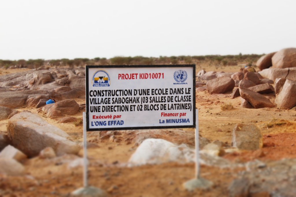OngEffad's tweet photo. Remise du projet KID23_023 3 salles de classes, 1 direction et 2 blocs de latrines au village de Saboghak à 6km de kidal.
Financer par la #MINUSMA Exécuté par #EFFAD. https://t.co/a1ddkZn8tH