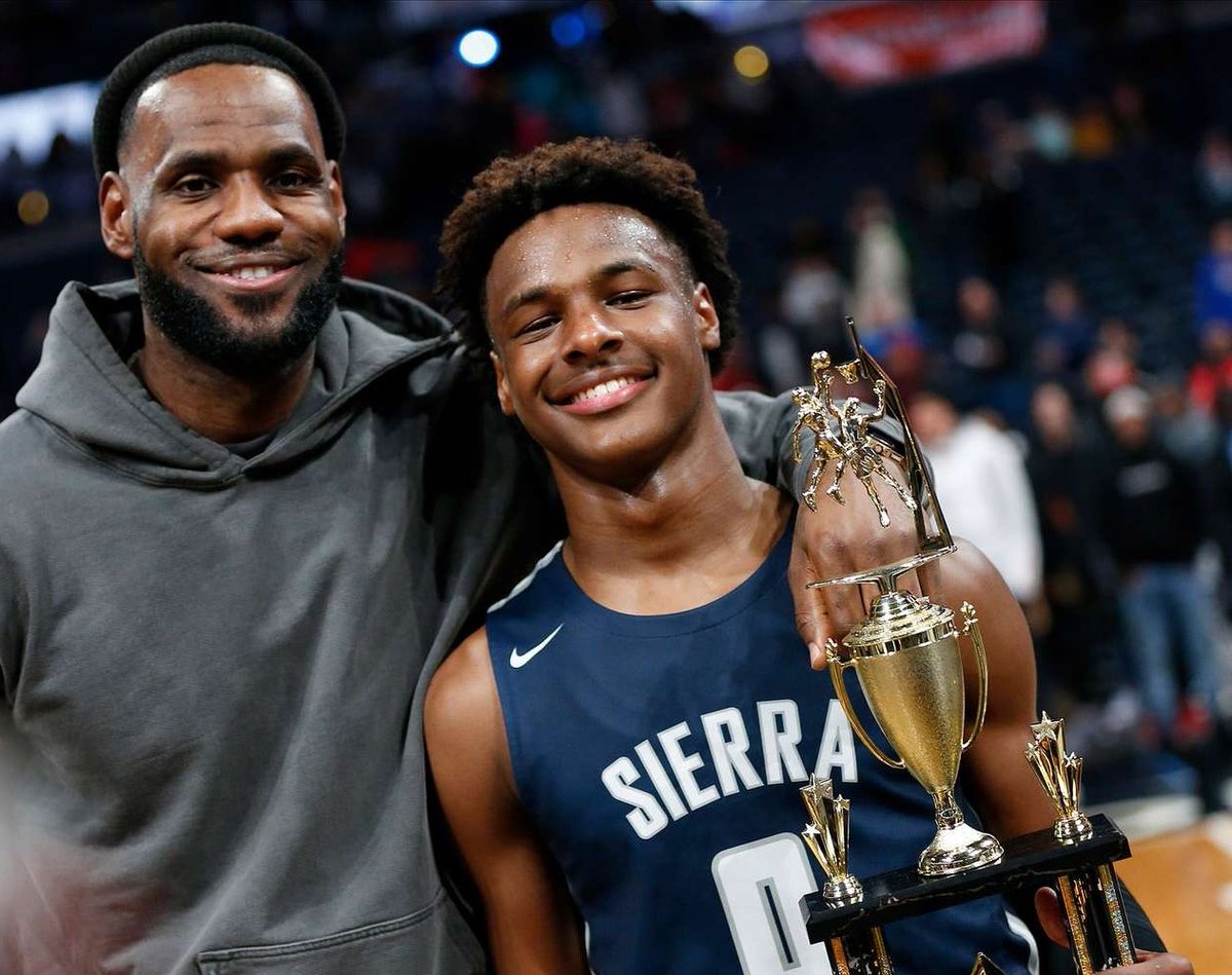 TaraBull tweet media