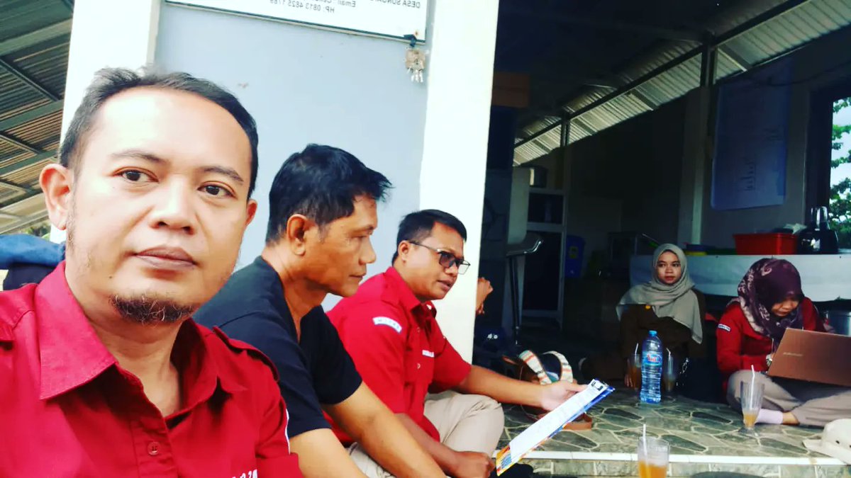 SFVSeiDua's tweet photo. Selasa (25/07/2023)
Keg di Lokasi SFV Sei Dua Tanbu, penmbuhan UPR baru yg sgt berperan penting utk usaha budidaya ke depn
@kkpgoid
@bppsdm_kp
@in_radiarta
@puslatluhkp
@bppsdm_bp3bwi
@KabTanahBumbu
#kkpthrive 
#SDMKP
#SDMUnggul
#EkonomiBiru
#PelatihanKP
#SFV_SungaiDua_TanahBumbu https://t.co/fhrZ4kzXx1