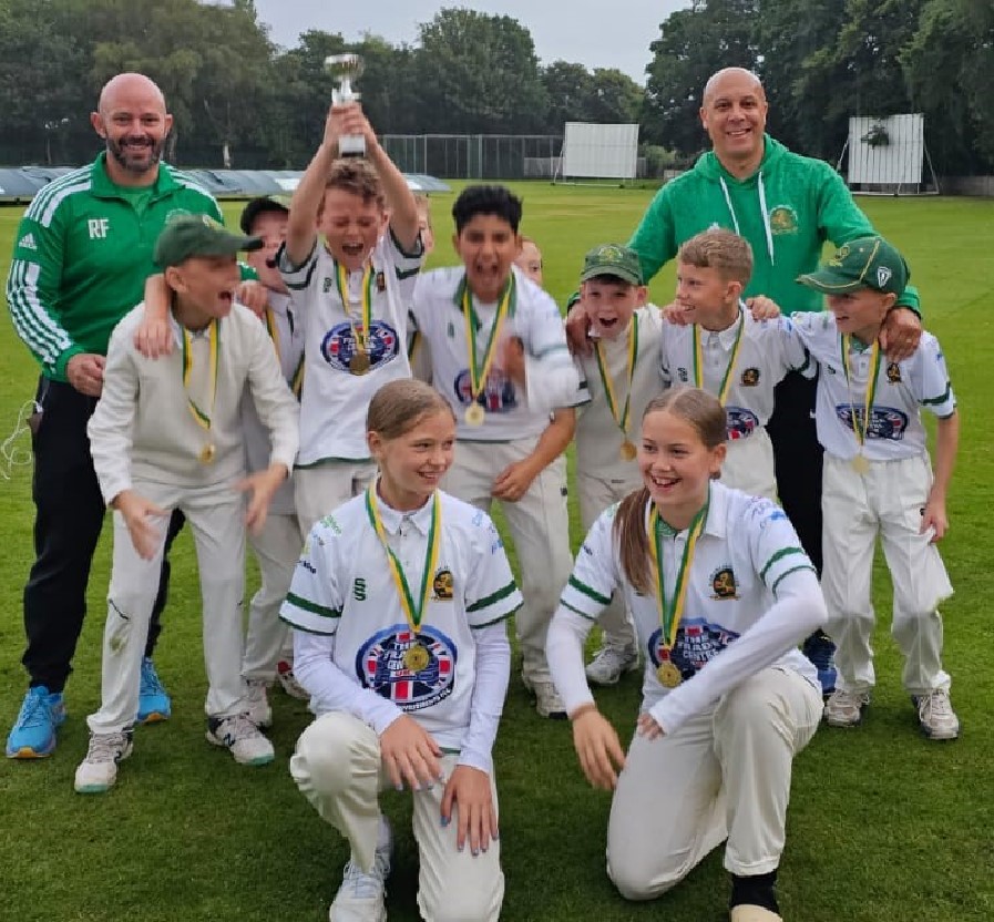 StaffsCricket's tweet photo. COUNTY CUP🏏
Congratulations to @aldridgecc U11's on becoming Staffordshire County Champions.  Commiserations to @PPCCJuniors &amp; thanks for hosting. https://t.co/y0wxvkHdPy