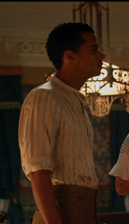 His waist snatched so hard