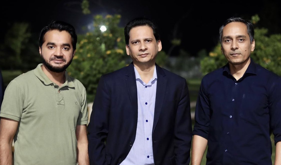 Farhan Saleem tweet media
