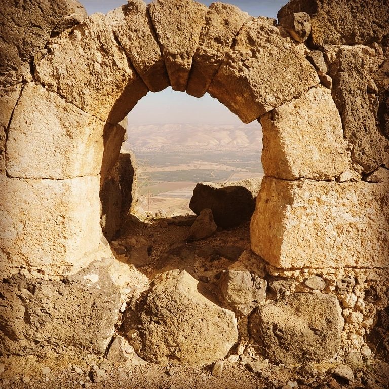 nowackirobin1's tweet photo. Crusaders in the Holy Land Israel. Veiw of the Jordan River Valley from Belvoir Crusader Fortress by Robin Nowacki.
See Nowacki &amp; Rosenblatt Films  at https://t.co/zoNy0W5WzR 
#Robinnowacki #HolyLand
#Crusaders #Israel @nowackirobin @nowackirobin https://t.co/8spWqy3iMN