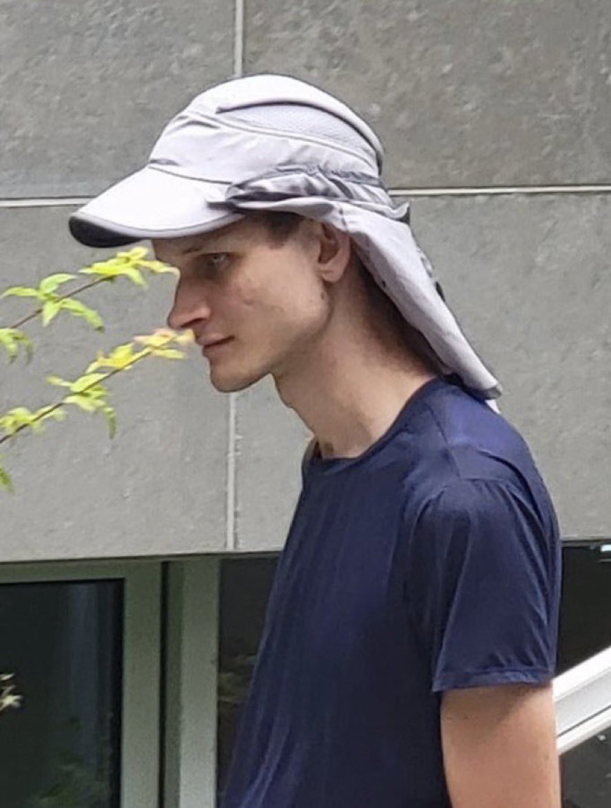 Nkechi K. tweet media