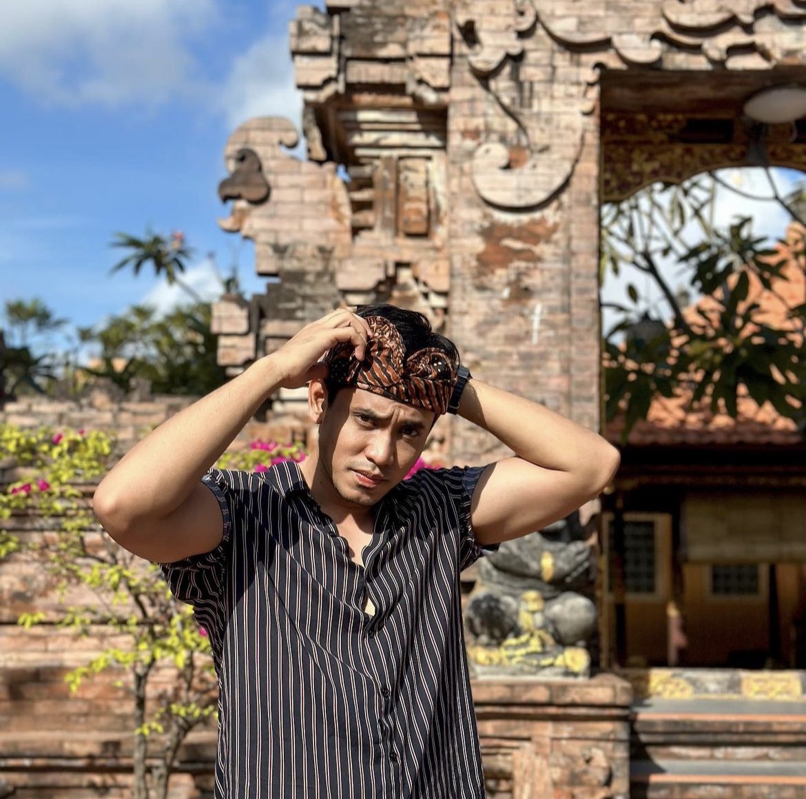 khaibahar94_'s tweet photo. halo kamu .... lagi ngapain.. udah makan ? dingin skali ya di bali https://t.co/lSJNMRAq9g