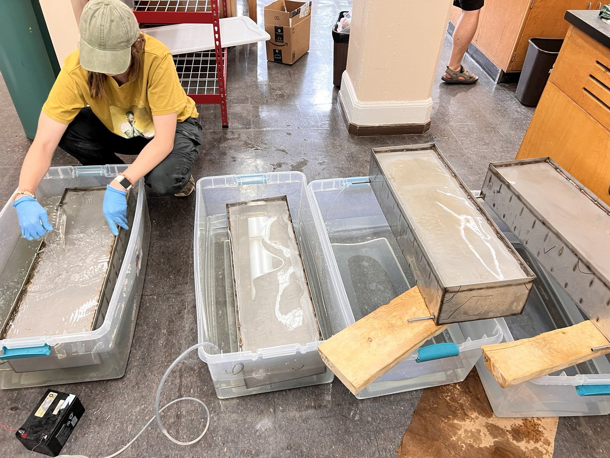 XiaZhuBarker's tweet image. Sparkling Clean Lysimeters ready for water quality monitoring in WI Dairy cropping systems! 
🗓️ Installation phase begins soon! #SustainableFarming #WaterQuality #NitrateLeaching #NitrogenBudget
#WIagriculture 🐄🌾 @dairy_hub