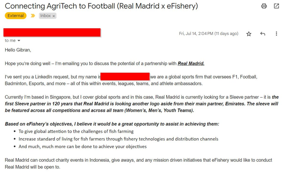 gibranhuzaifah's tweet photo. Akhirnya yang dinanti-nanti datang juga, Real Madrid ngajak partnership! Mbappe cocok nih pake baju yang ada logo eFishery :))

Yang ginian nyenengin diri sendiri aja, karena semacam fantasi as football fan. Ujung-ujungnya duitnya bisanya dipake masang baligho di Tulungagung. https://t.co/raVNwaUfuW