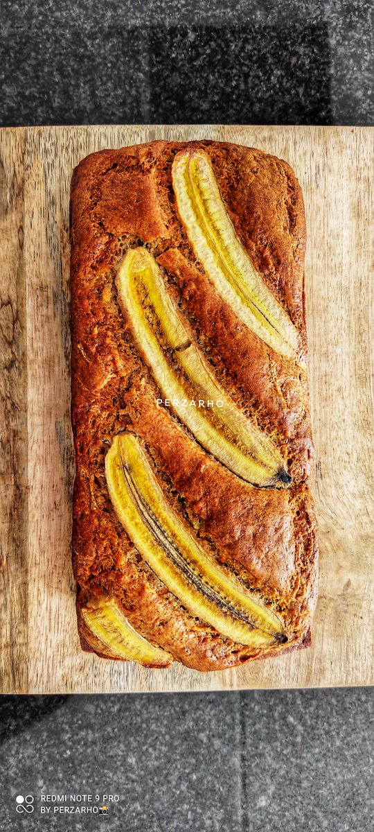 Perzarhos's tweet photo. 🤤🤤🤤
Banana carrot loaf https://t.co/9aaSwgDEIQ