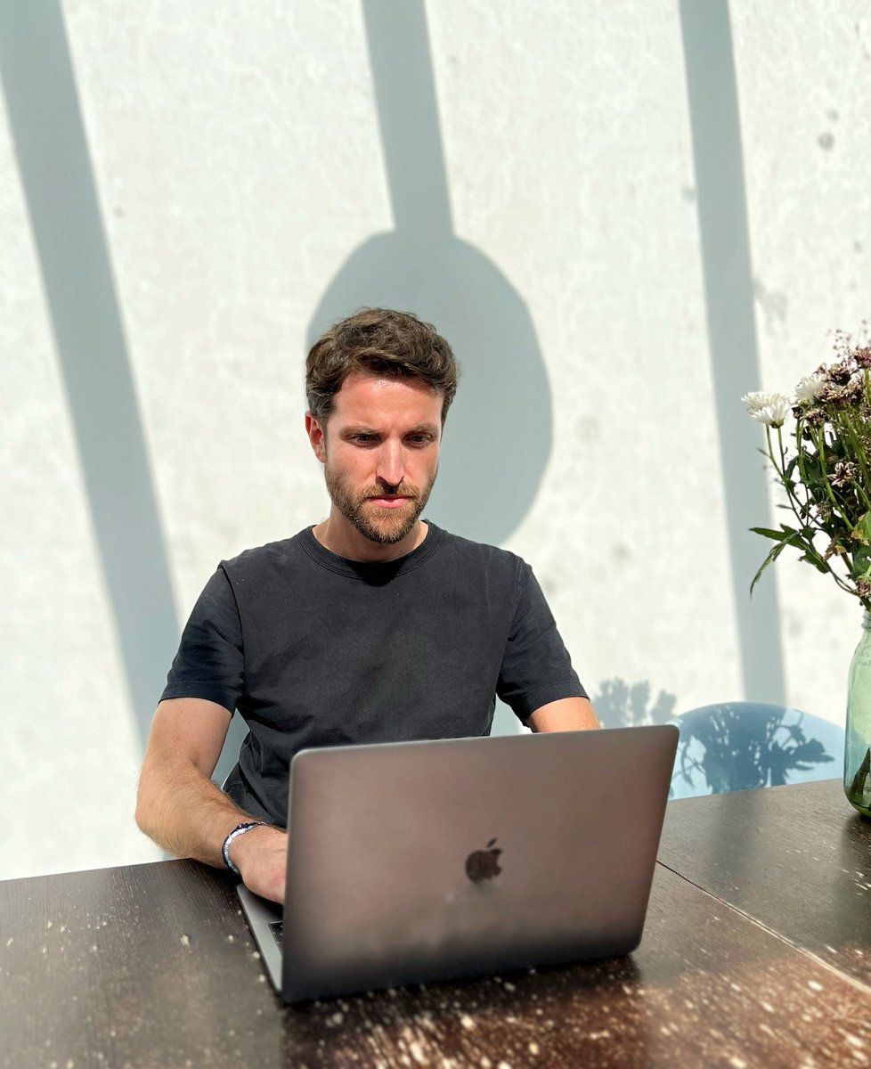 Back to #entrepreneurship !  

Je me relance dans l'entrepreneuriat. Cette fois ce sera dans l'#impact #social.  

Le projet avance vite et je recrute un bizdev (CDI), un lead dev (CDI) et un social media manager (stage/alternance).  

Explications. 👇

substack.com/inbox/post/135…