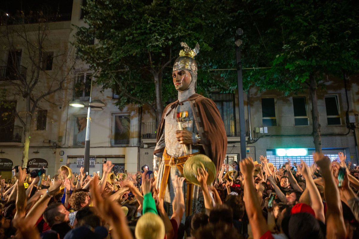 uemataro's tweet photo. 🗣️ Avui comença la millor Festa Major!
A gaudir-la!

💛 𝗚𝗟𝗢̀𝗥𝗜𝗔 𝗔 𝗟𝗘𝗦 𝗦𝗔𝗡𝗧𝗘𝗦❗ https://t.co/ckXtsrvZpI