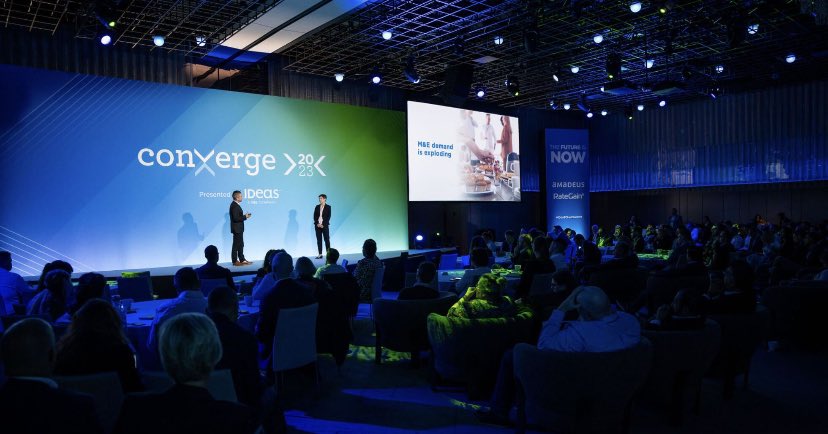 #IDeaSClientSummit - great to have the chance to share #meetingsandevents #functionspace #smartspace innovations <a href="/IDeaS_RevOpt/">IDeaS a SAS Company</a>