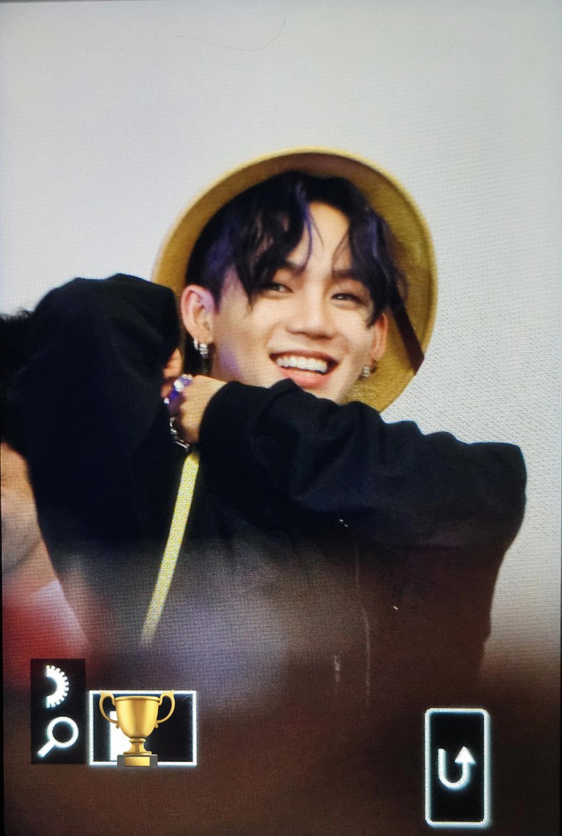 _mvp0421's tweet photo. 230725 pre #TREASURE #트레저 #최현석 #CHOIHYUNSUK

다이어트한다구 젤리 못 먹는대요🥲 https://t.co/UxacQn1zAo