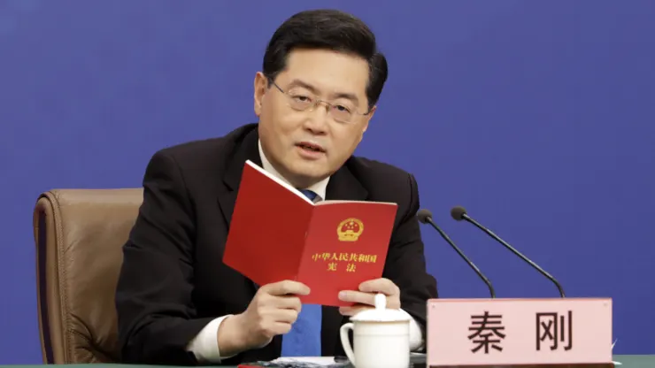 mfceli's tweet photo. Hoy en China:
1) Sacaron a Qin Gang, el 2do en la diplomacia China
2) Sacaron al Yi Gang presidente del Banco de China
3) Arrestaron a Wang Xuefeng, anterior sub-director del grupo del PCCh del CPCNP
4) Sentenciaron a muerte a Zhou Jiangyong, anterior jefe del PCCh en Hangzhou https://t.co/YSl1bzr4ib