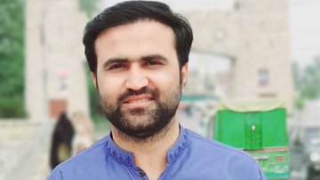 SheikhAliTweets's tweet photo. Putting an end to the scourge of political victimization is an imperative! Witnessing people like Tanveer Nandla (One of the most Successful Freelancers of Pak) succumbing to unjust treatment based on their political affiliations is deeply troubling. 
#JusticeForTanveerNandla https://t.co/pvdklrtVXb