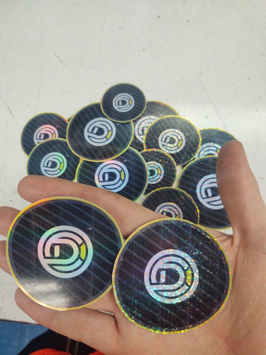 GeekyTags tweet media